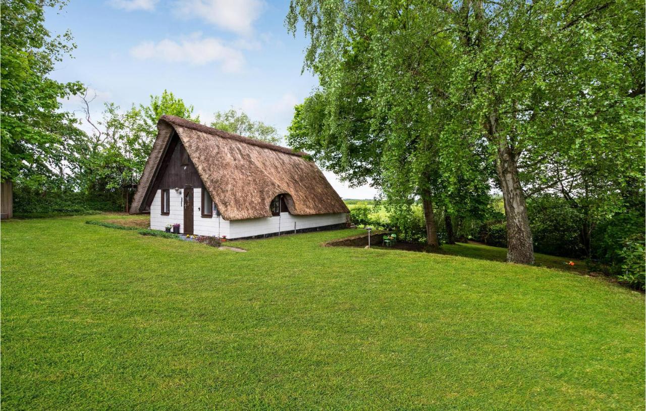 Stunning Home In Logstrup With Kitchen ภายนอก รูปภาพ